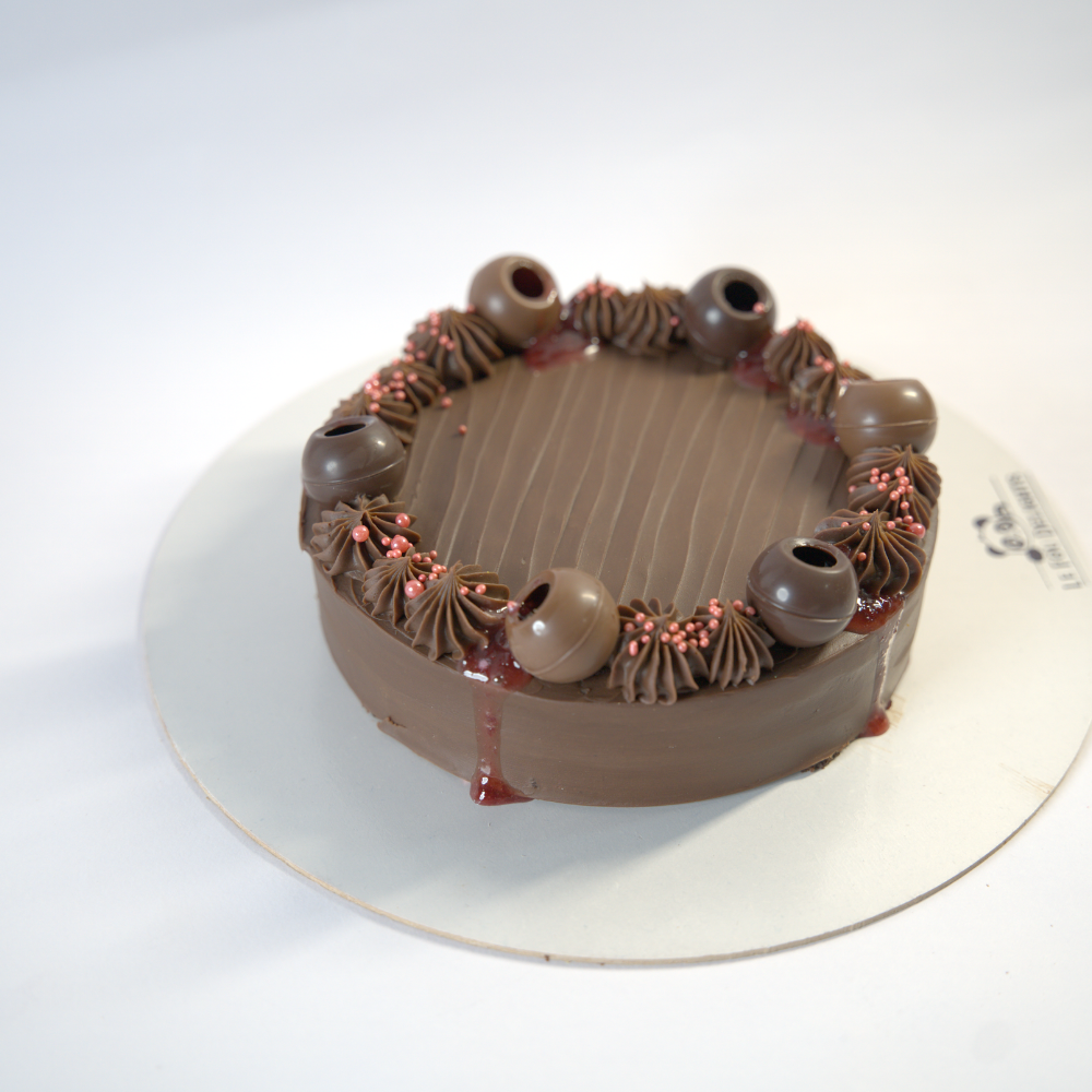 Raspberry Chocolate Cake Le Fou Delights Vadodara