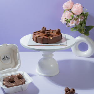 Eggless Signature Truffle Cake made with premium chocolate
