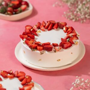 Strawberry Cream Cake