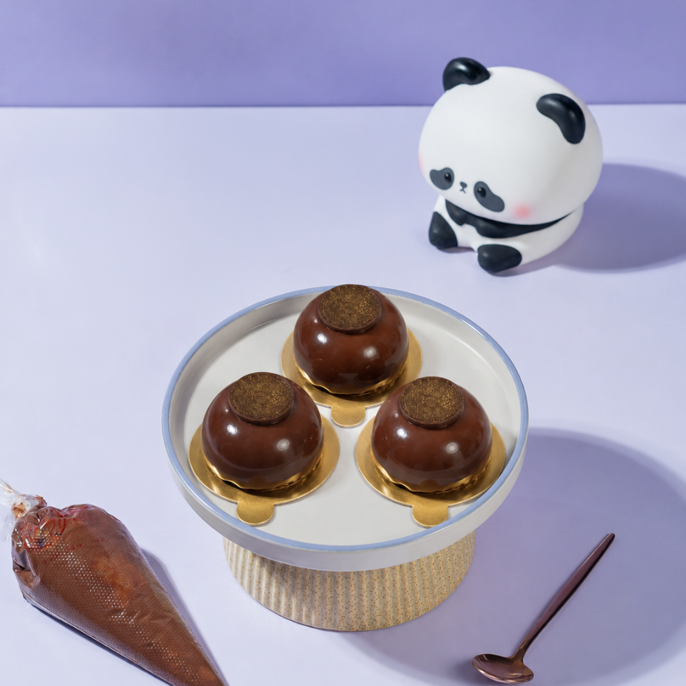 Chocolate Merveilleux Petit Gateaux is perfect for chocolate lovers who enjoy sophisticated desserts with a French-inspired touch