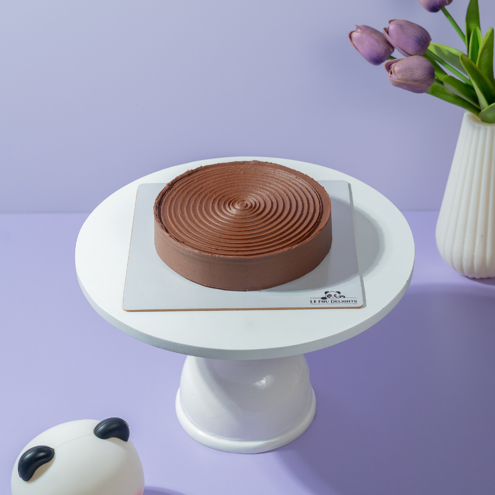 Rich fudgy gluten-free and sugar-free Matilda chocolate cake layer slice