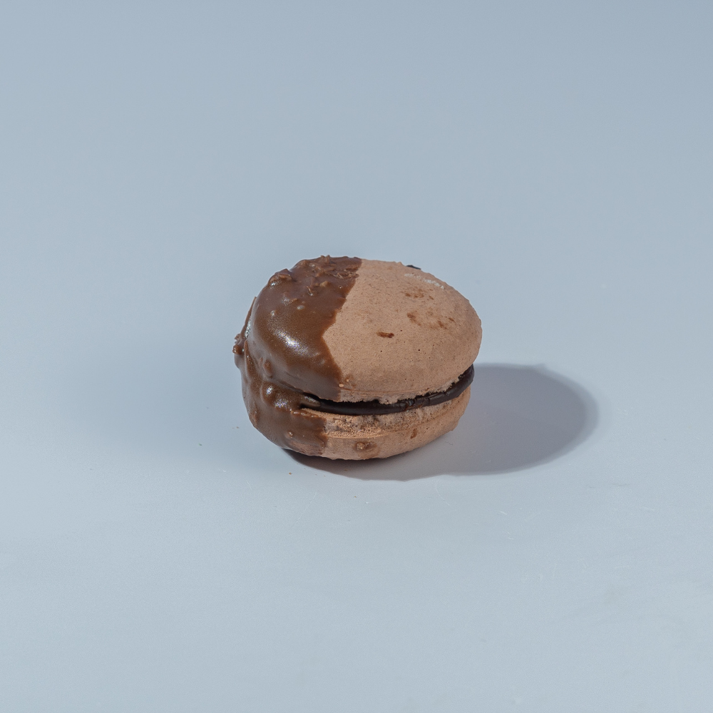nutella macroon Creamy Nutella Macaron filled with hazelnut chocolate spread Vadodara